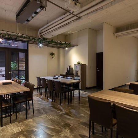 Hotel Brown - Chihkan Branch Tainan Zewnętrze zdjęcie