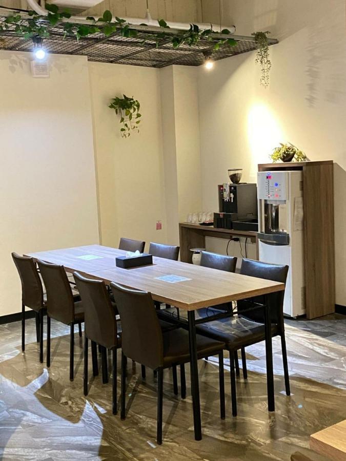 Hotel Brown - Chihkan Branch Tainan Zewnętrze zdjęcie