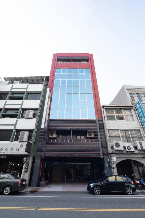 Hotel Brown - Chihkan Branch Tainan Zewnętrze zdjęcie