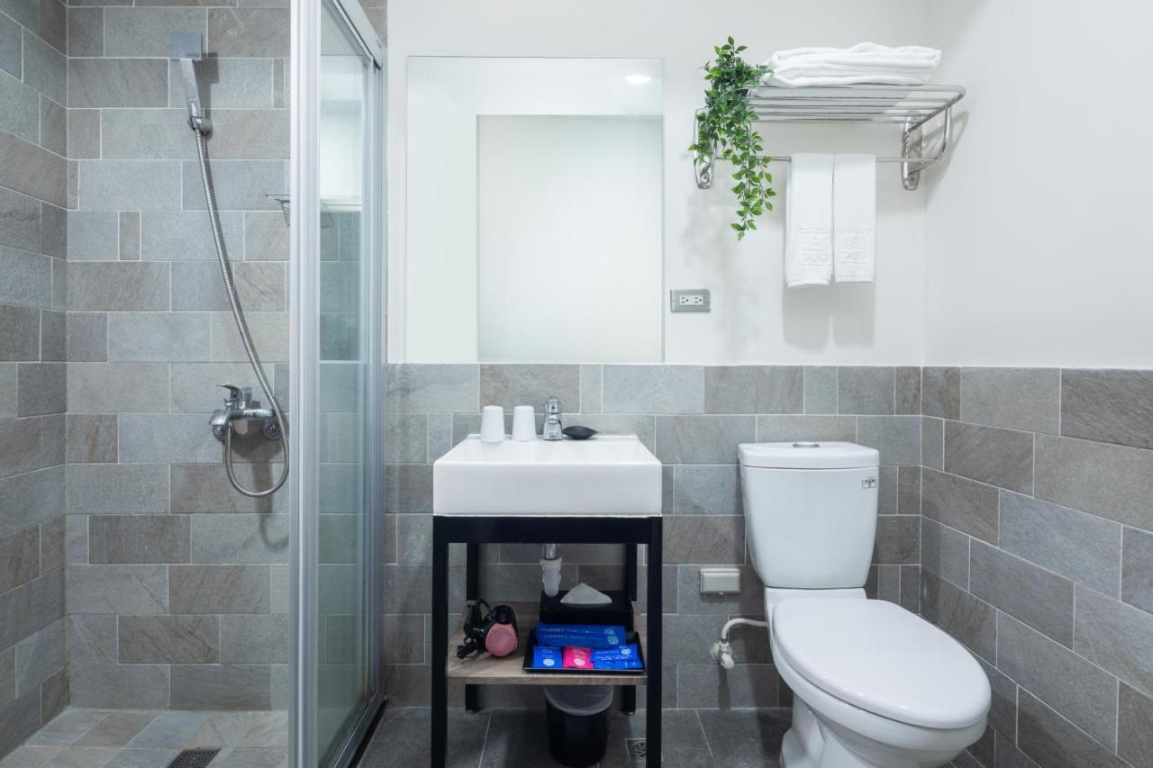 Hotel Brown - Chihkan Branch Tainan Zewnętrze zdjęcie
