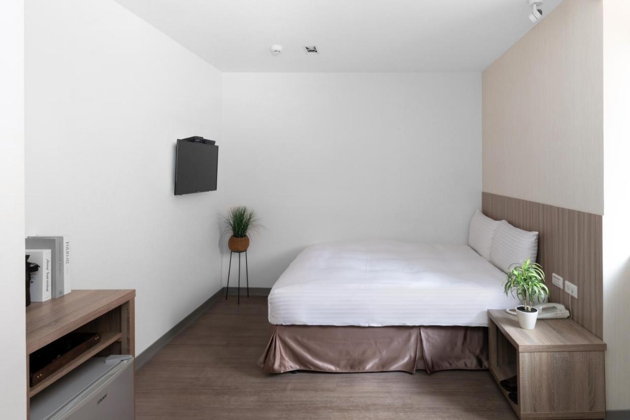 Hotel Brown - Chihkan Branch Tainan Zewnętrze zdjęcie