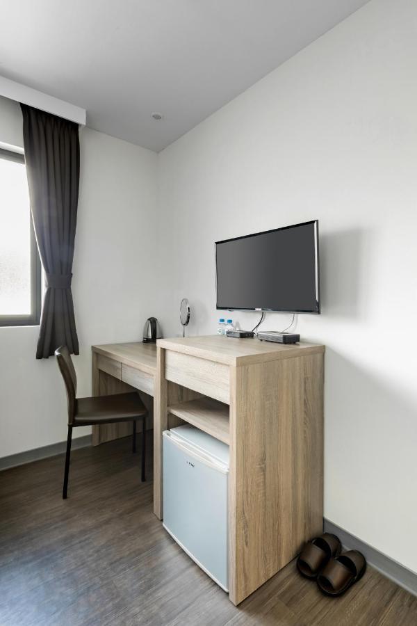 Hotel Brown - Chihkan Branch Tainan Zewnętrze zdjęcie