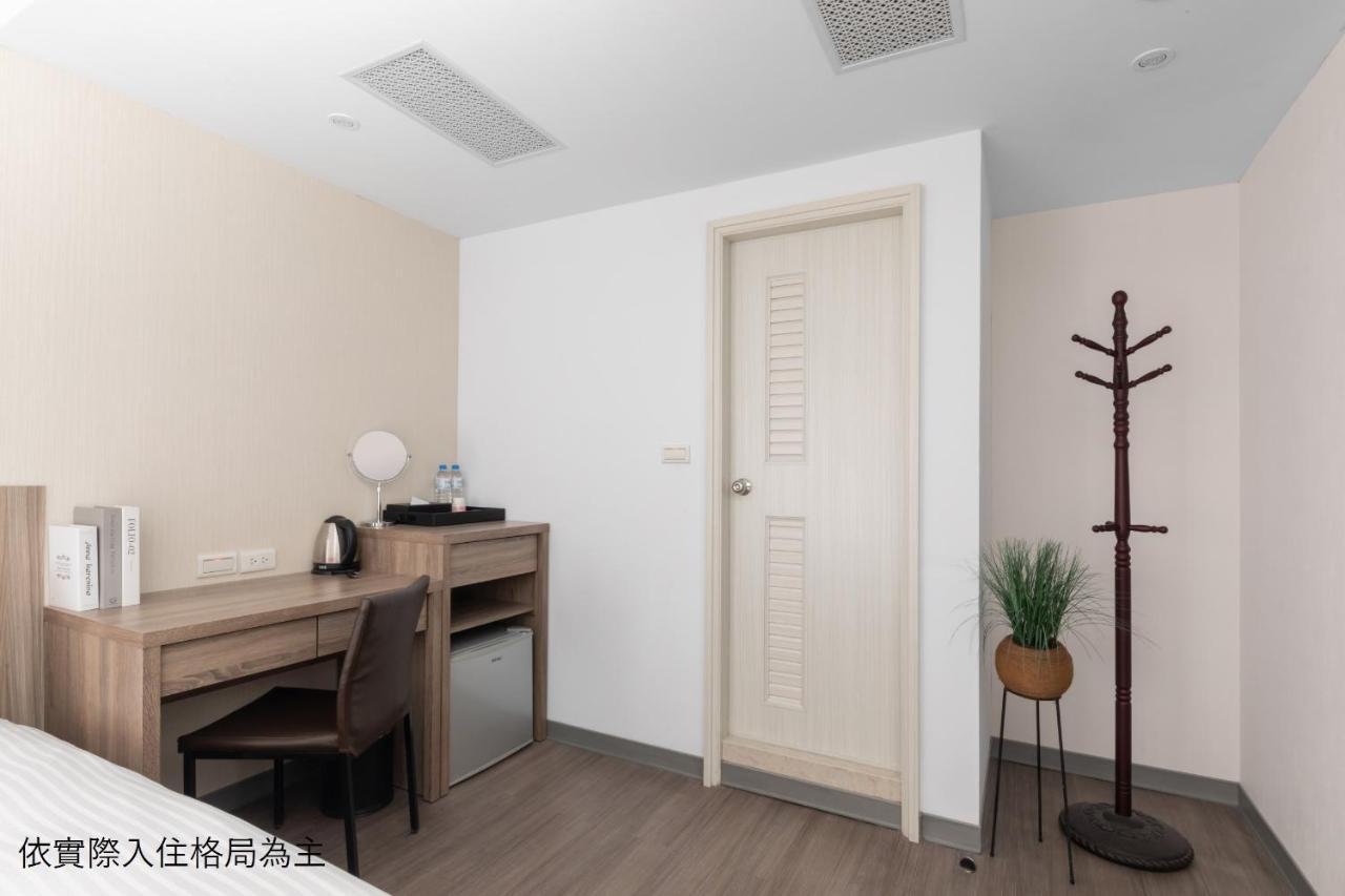 Hotel Brown - Chihkan Branch Tainan Zewnętrze zdjęcie