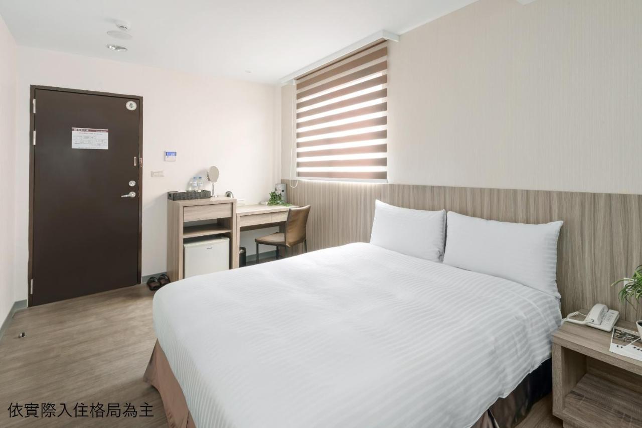 Hotel Brown - Chihkan Branch Tainan Zewnętrze zdjęcie