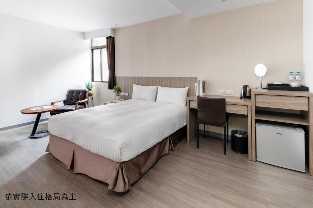 Hotel Brown - Chihkan Branch Tainan Zewnętrze zdjęcie