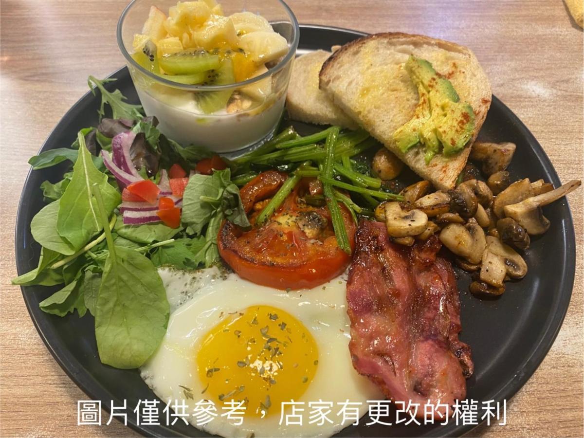 Hotel Brown - Chihkan Branch Tainan Zewnętrze zdjęcie